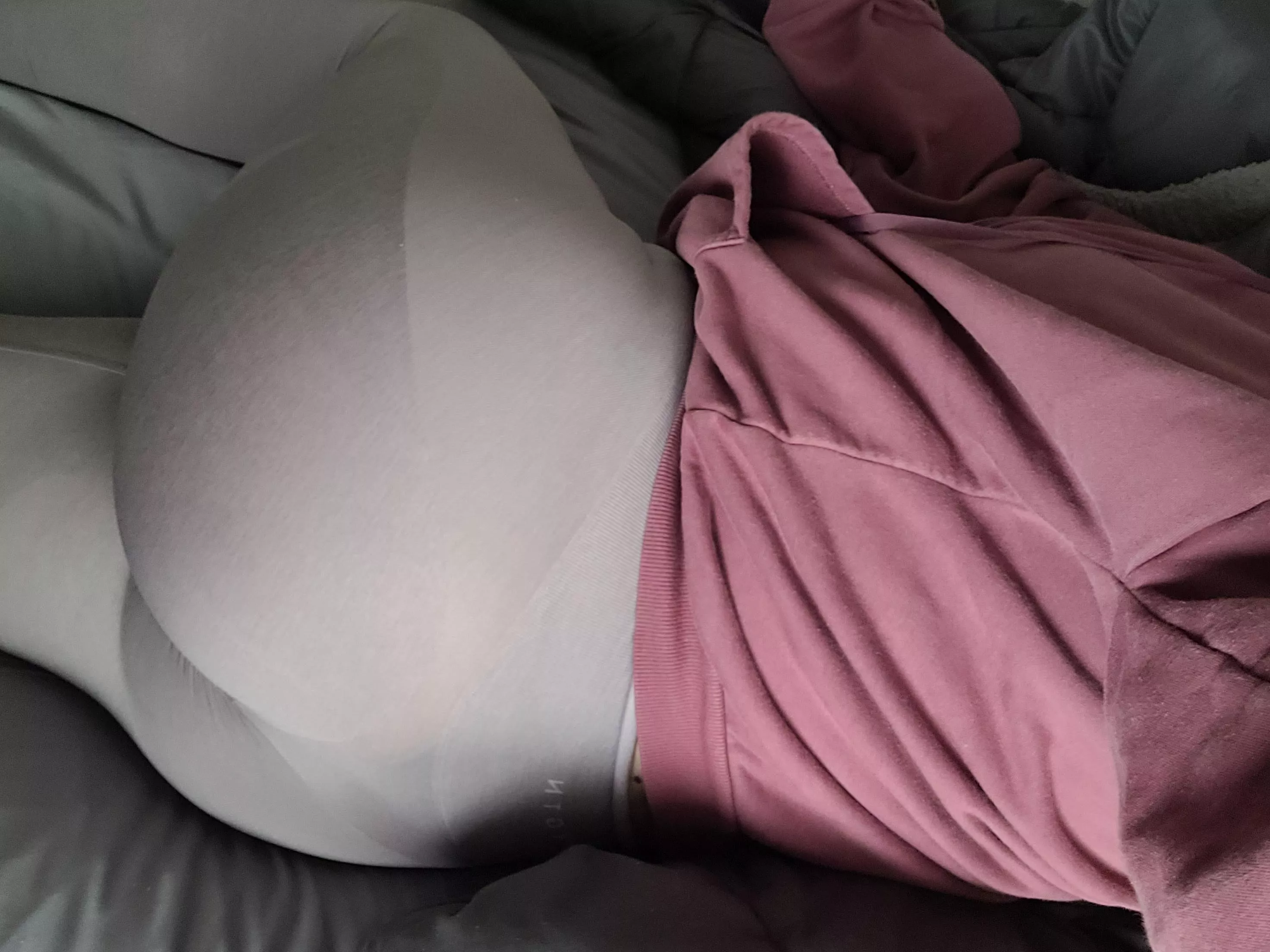 Lazy post workout pic :3