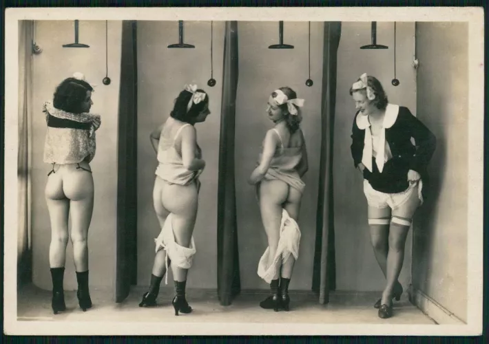 lingerie 1920