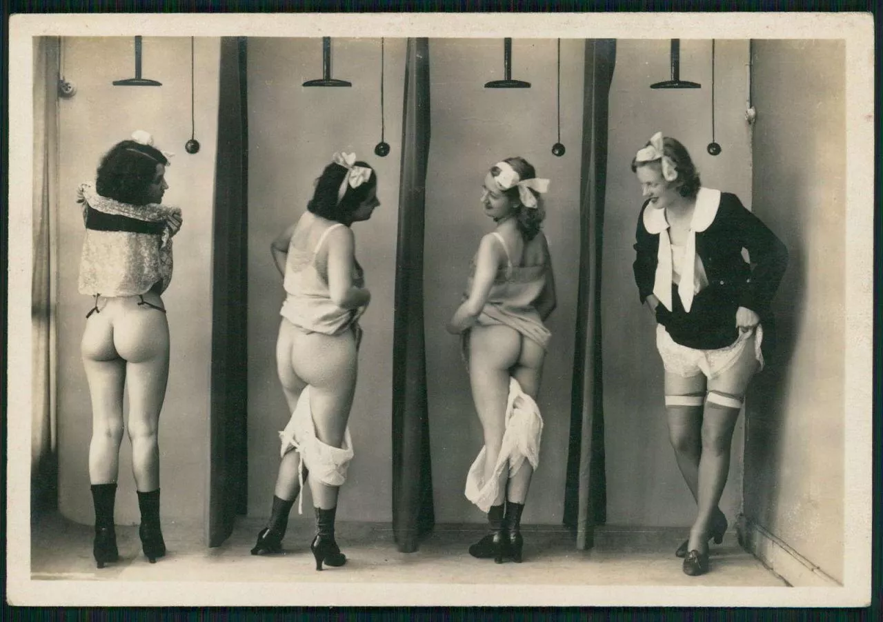 lingerie 1920