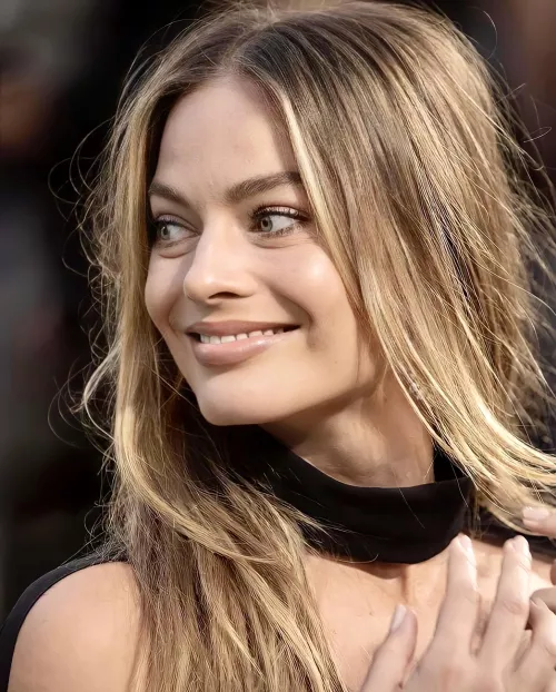 Margot Robbie