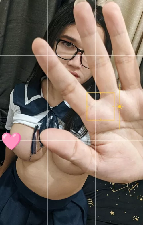 My heart melts, everytime I see you 🩷✌️