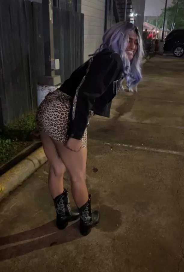 Short Skirt, Happy Girl