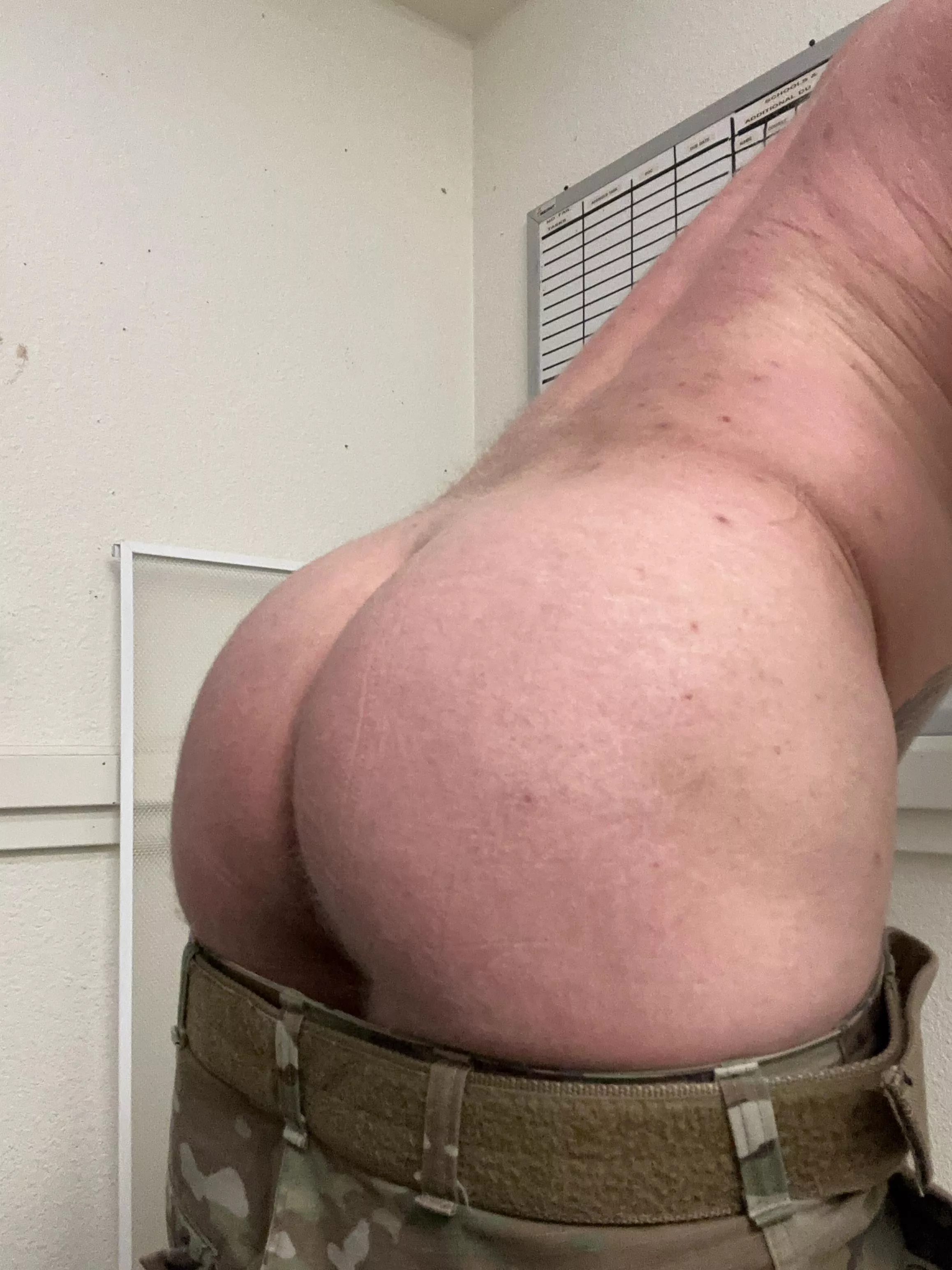 Some army ass for ya