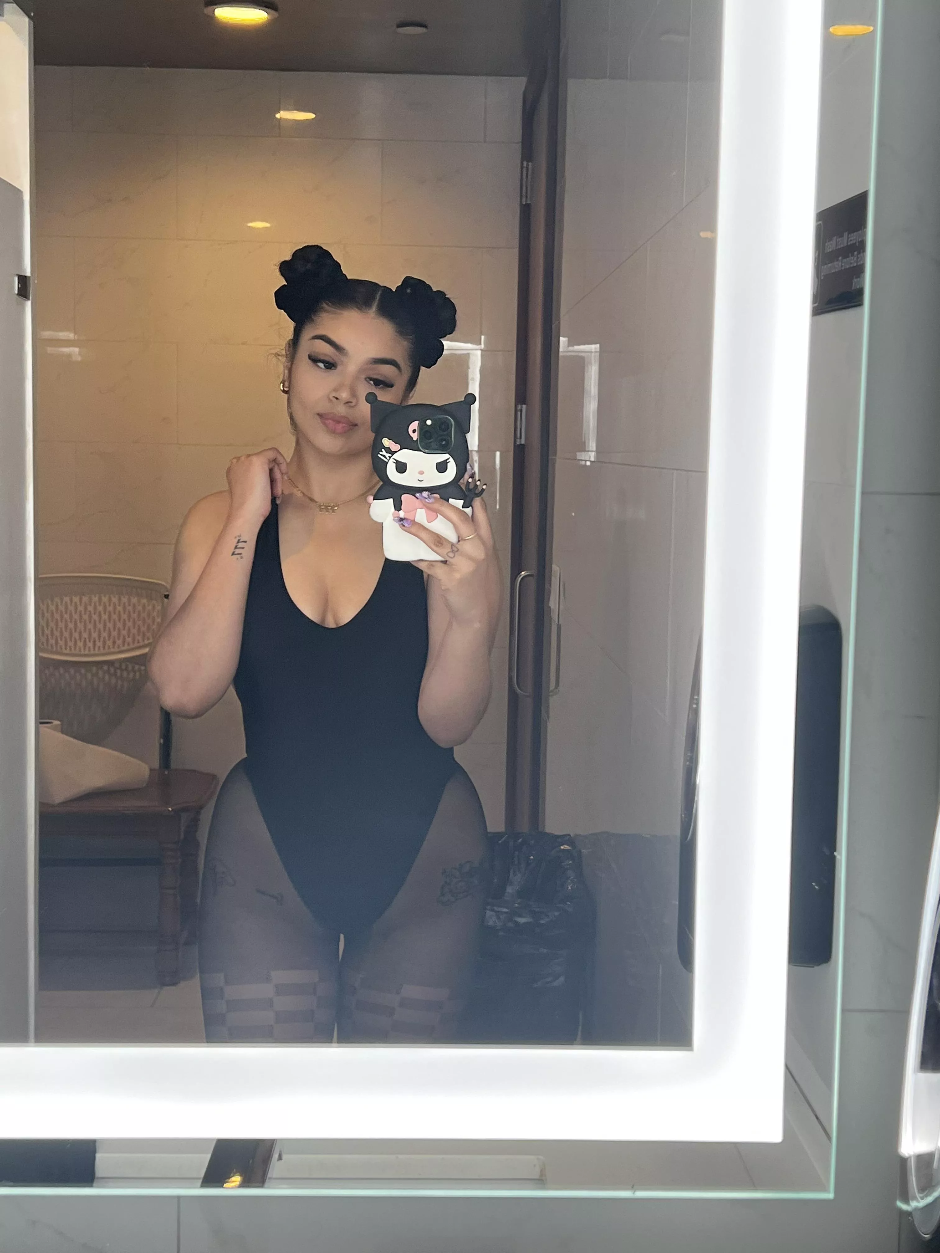 space buns baby 🐱