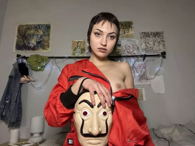 There are fans of the Paper House