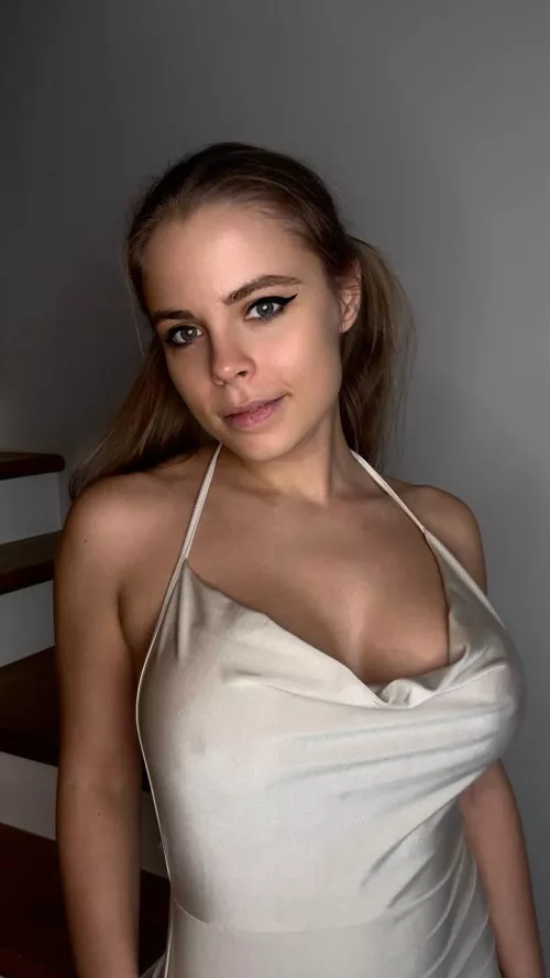 This fabric is so thin, I'm a little shy