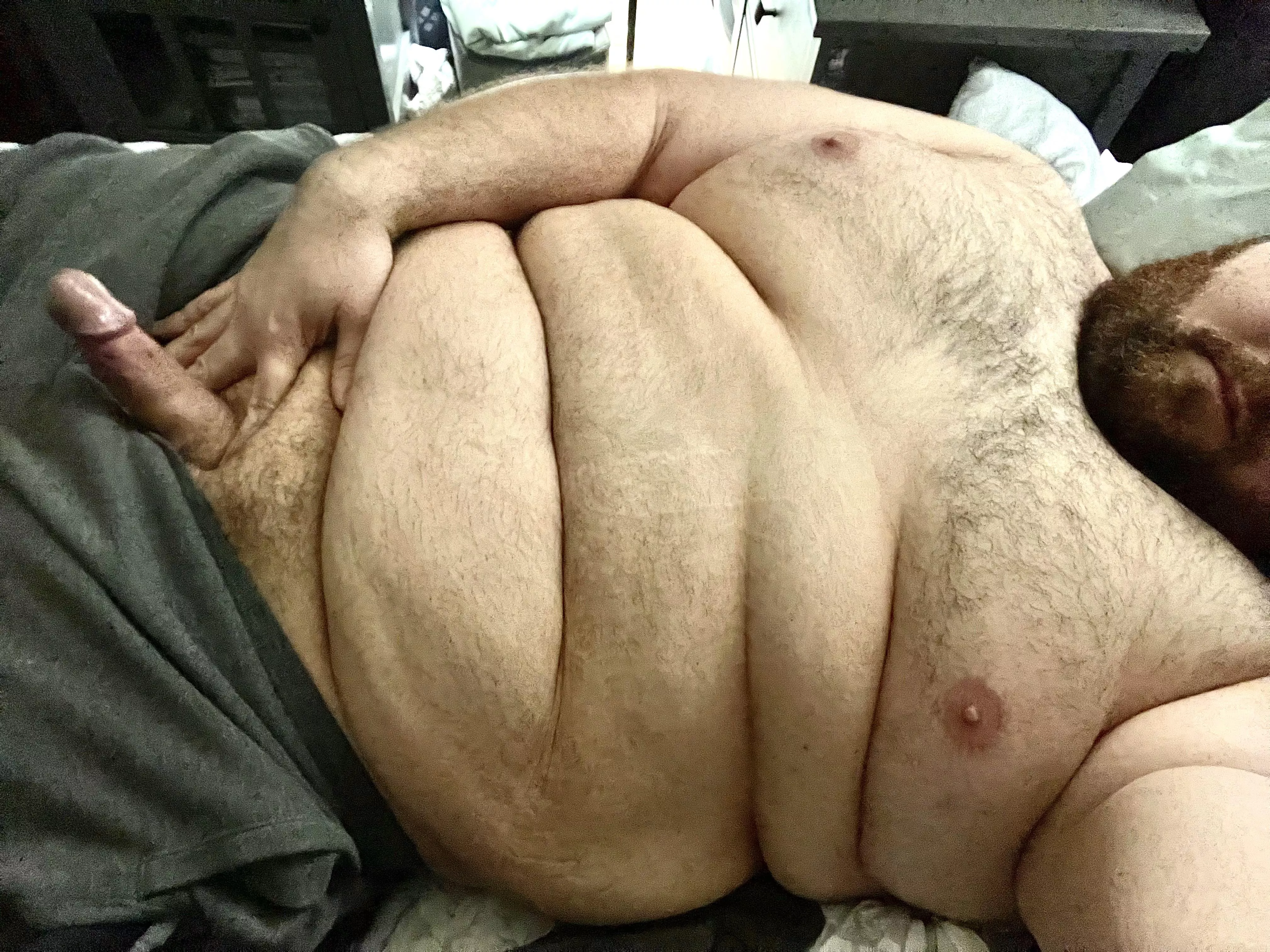 Who wants to play with me?