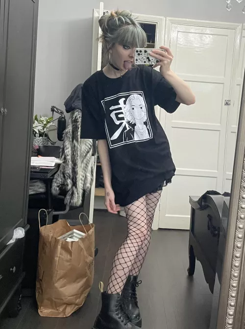 Wore this outfit out in the winter, but was so so worth it 🥶✨✨