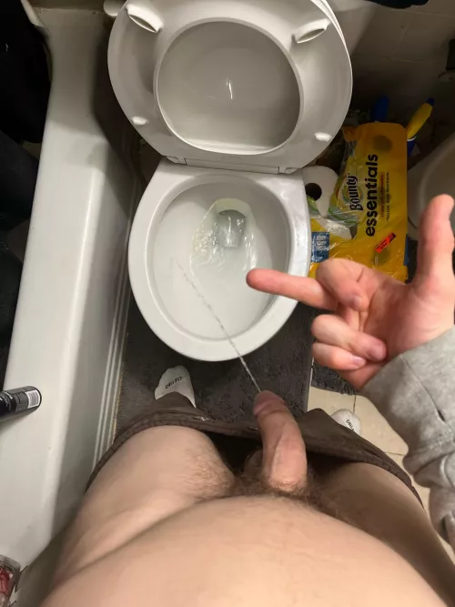 worship it , hmu for piss vids
