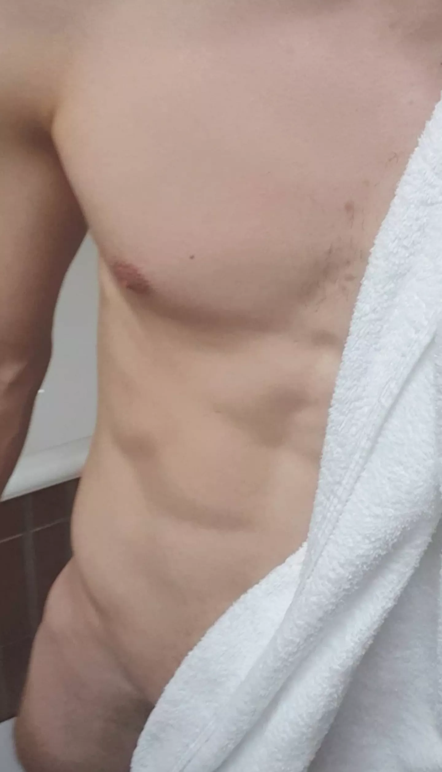 24 Fit guys message me