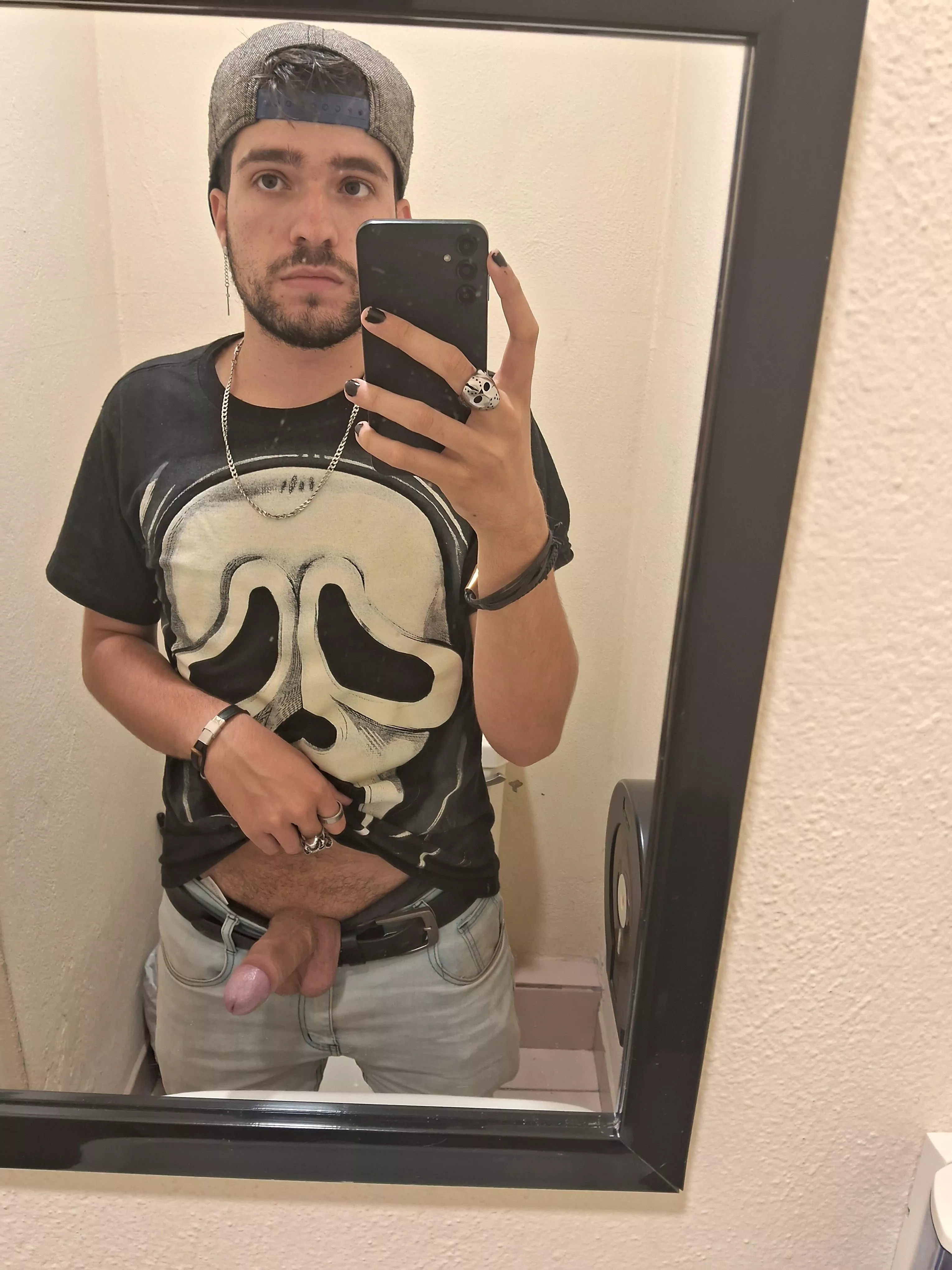 A little bathroom selfie for you