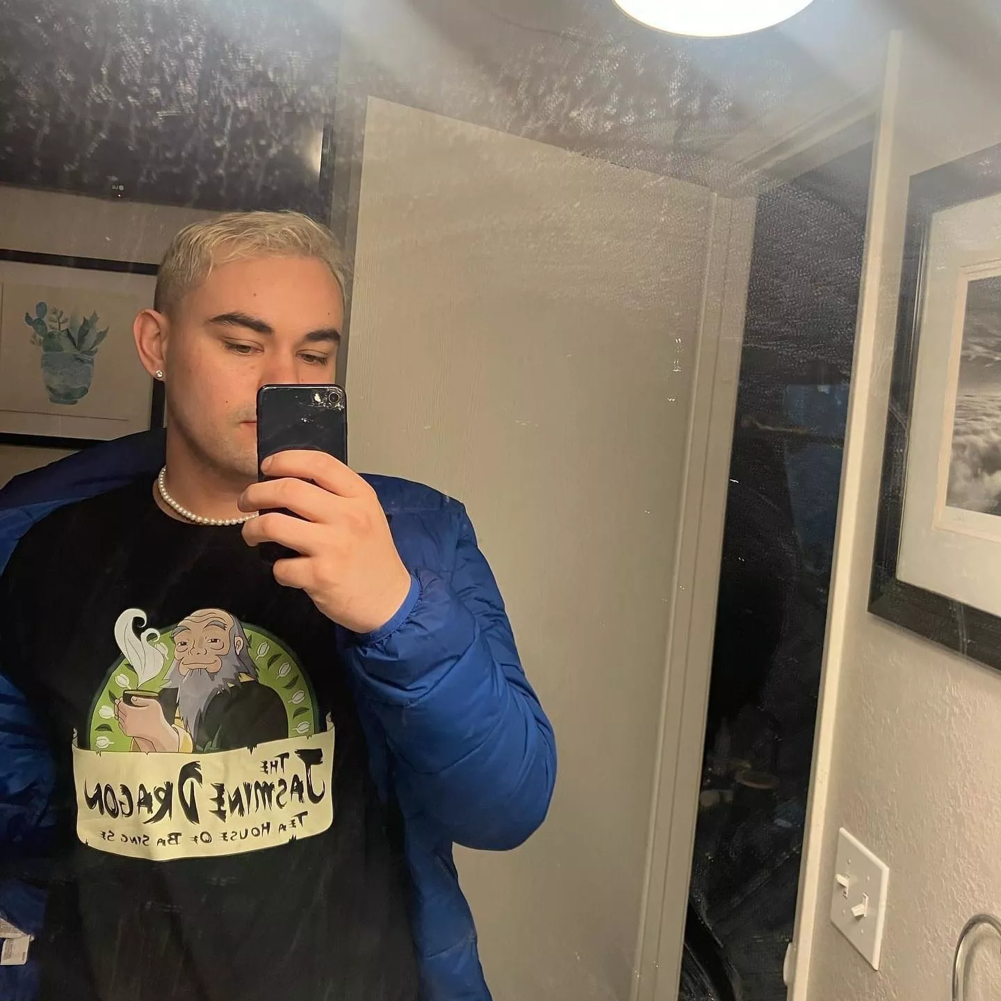 Any other bros have an unhealthy obsession with Avatar The Last Airbender lol or just me? ๐ Any other bros have an unhealthy obsession with Avatar The Last Airbender lol or just me? ๐