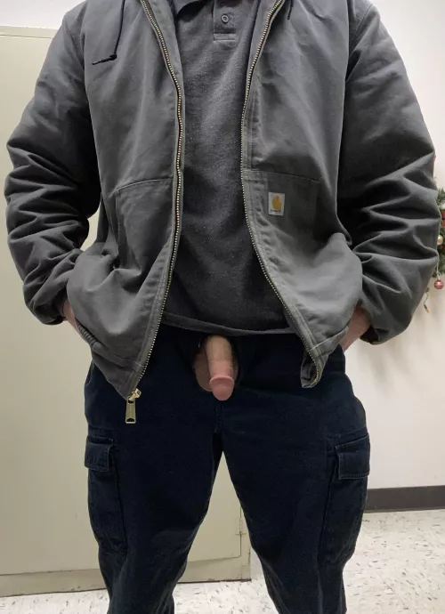 Anyone like blue collar cock?