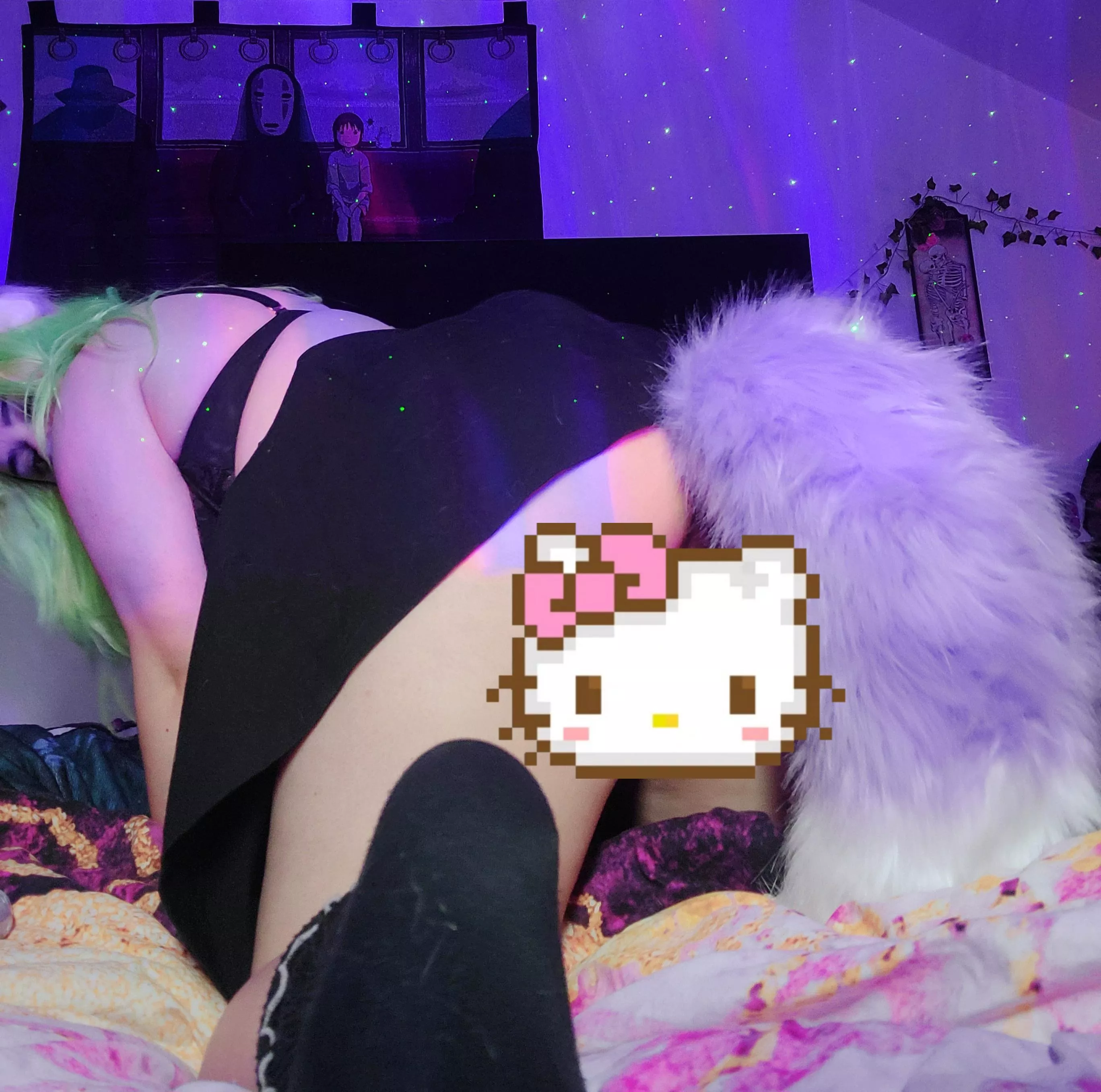 anyone want a needy catgirl?🐈‍⬛️