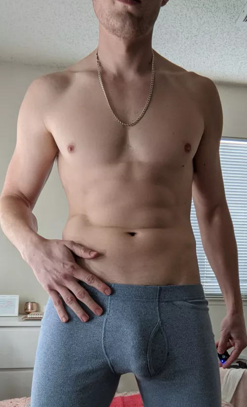 Average cock bulge how does it look??