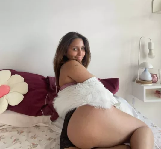 can i be your funsized, all-natural, big booty?