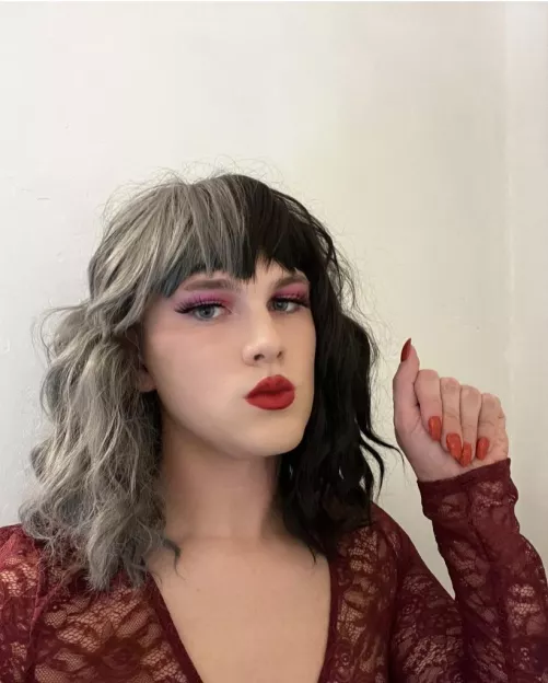 Can you tell my favourite colour?❤️