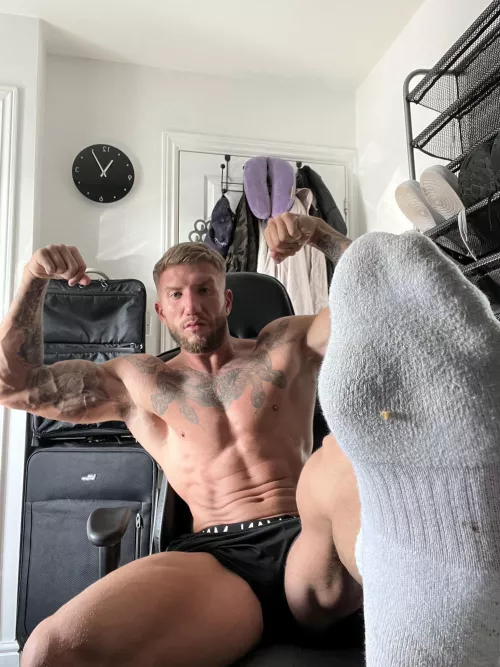 Can your foot make my dick hard?