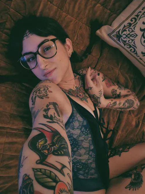 Complete me, mistreat me. I want you to be bad ♡