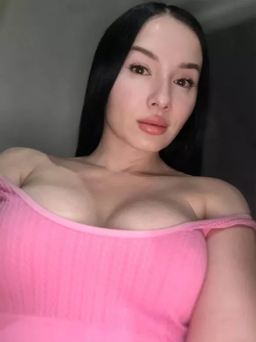 Cosy, warm and bra free!