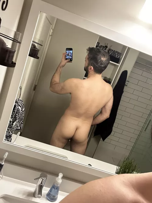 Dad bum (30s)