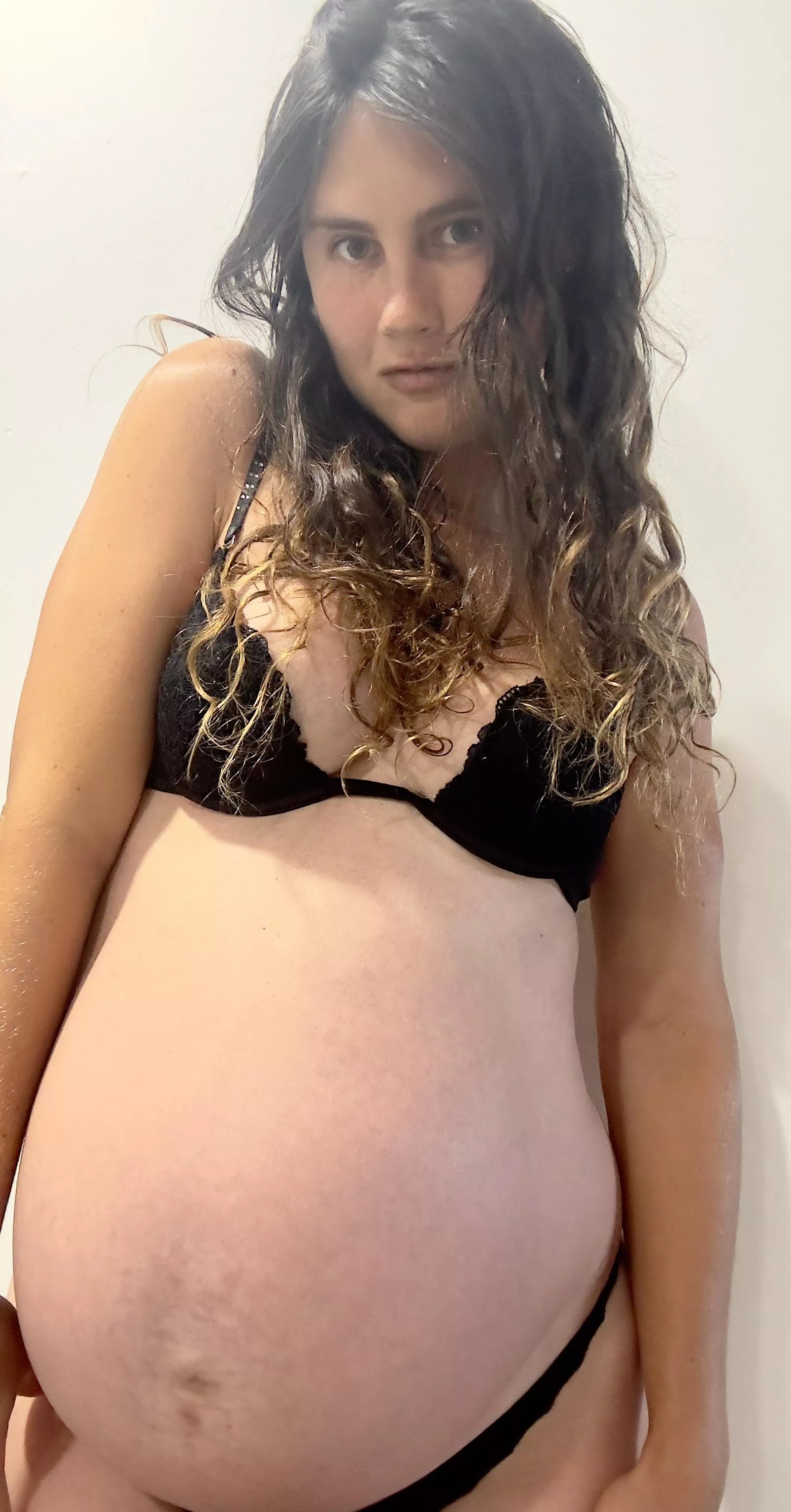 Do I still look sexy pregnant?