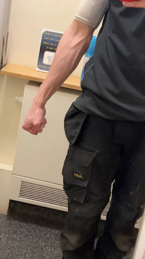 Do you like veiny guys in work clothes?
