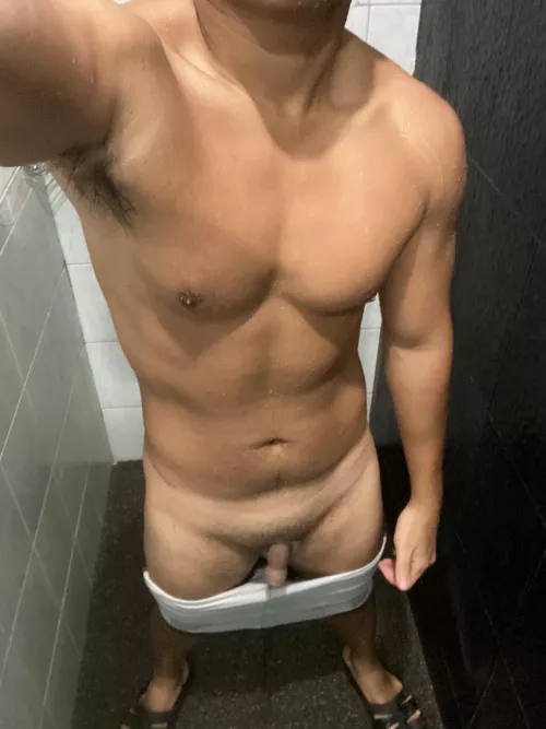 First post-swim pic after recovering from the flu. One week away and my momentum has been stalled. At least I never gave up like John Cena even when I felt like it! Remember y’all, never give up! 💪🏽🚀🫡