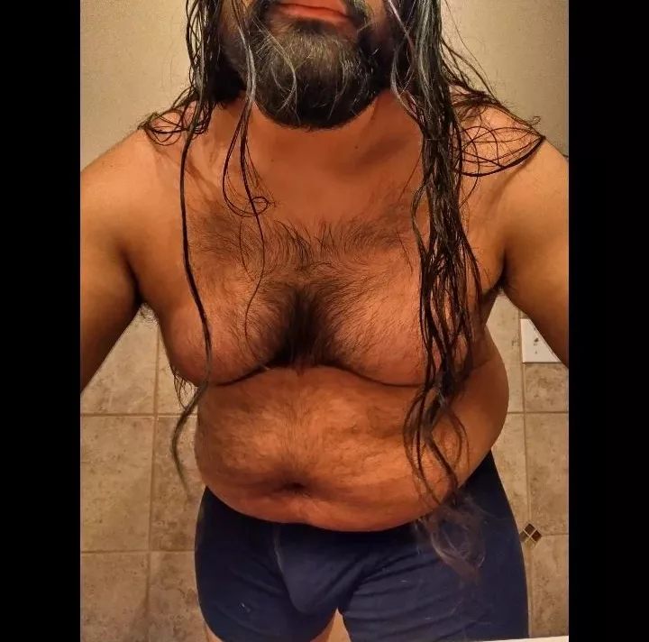 Fresh out of the shower. Good Morning ☀️