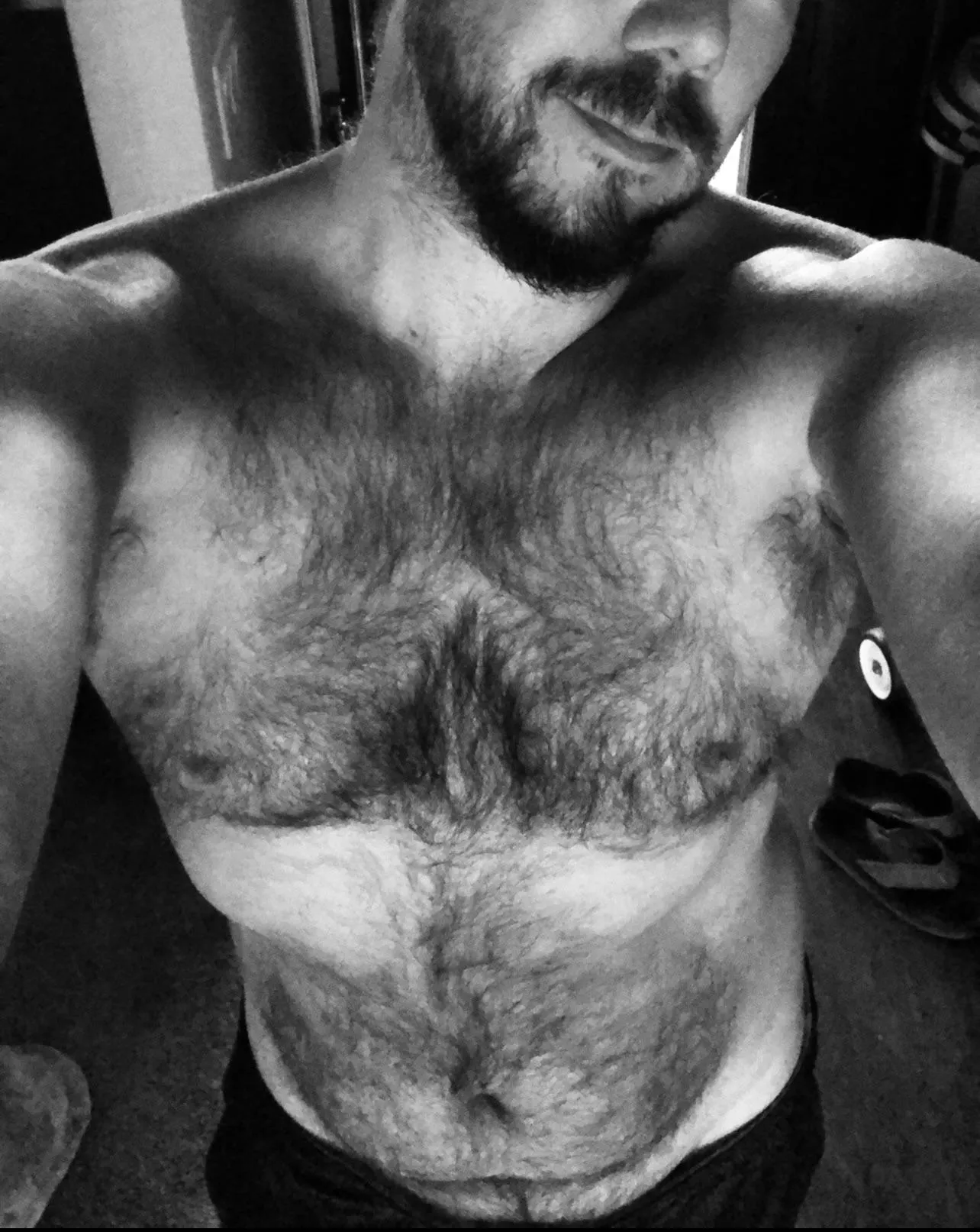 Hairy beast I am. Take me or leave me 🤷‍♂️