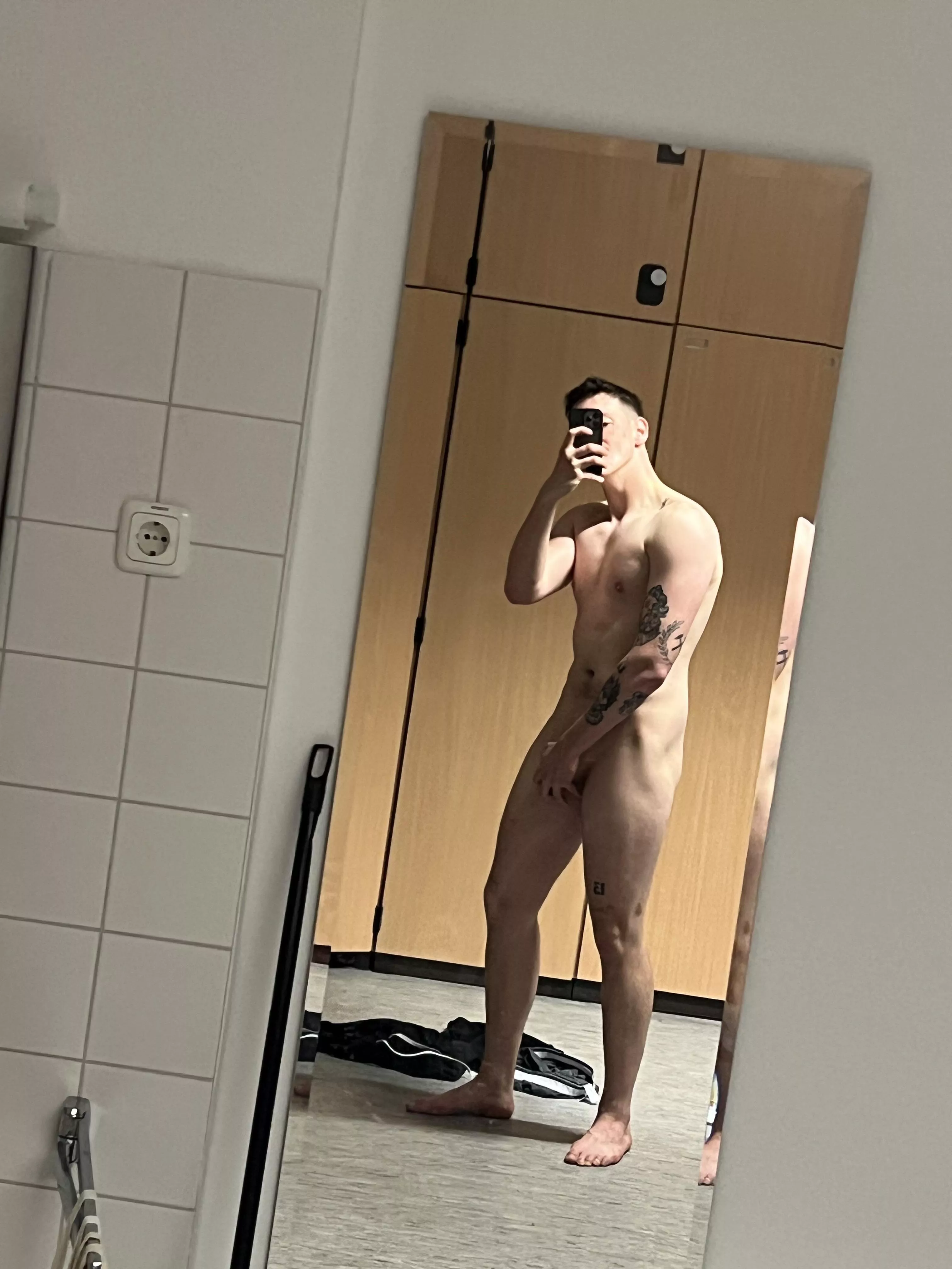 hello🙋🏽‍♂️