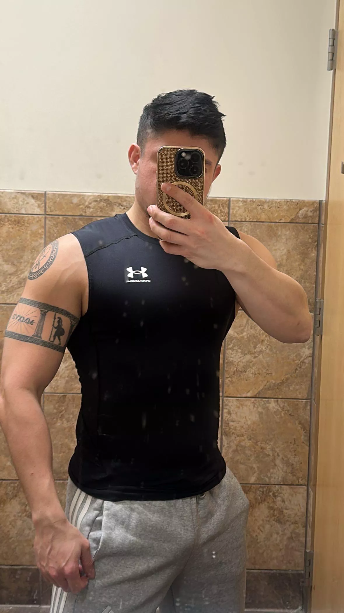 Hey there! New to the page :) Hey there! New to the page :)