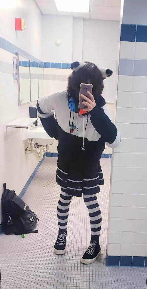 Hey! What are you doing up at 2 in the friggin' morning?