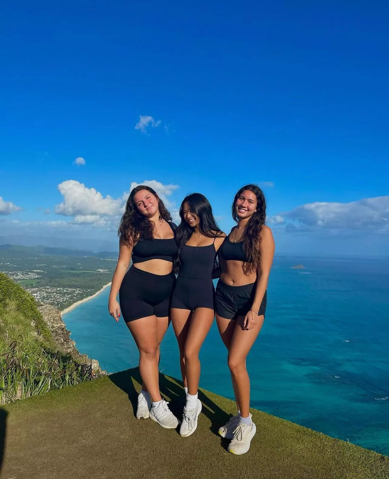 Hiking babes