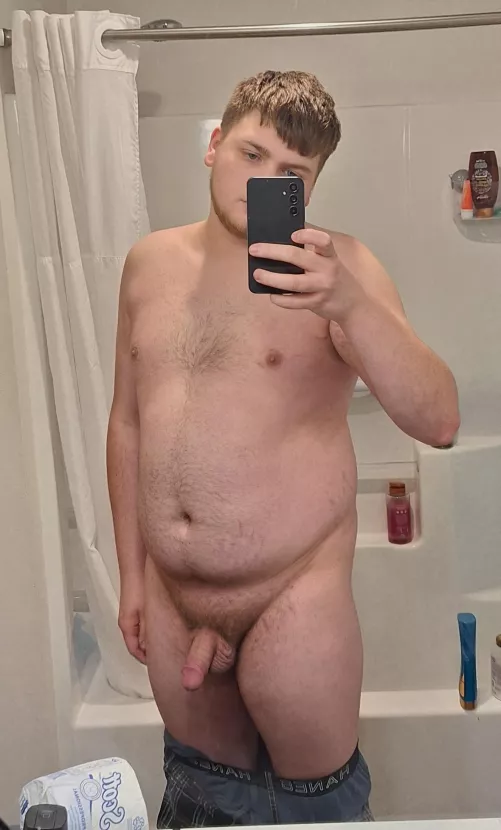 Hope you guys like my cute chubby body :)
