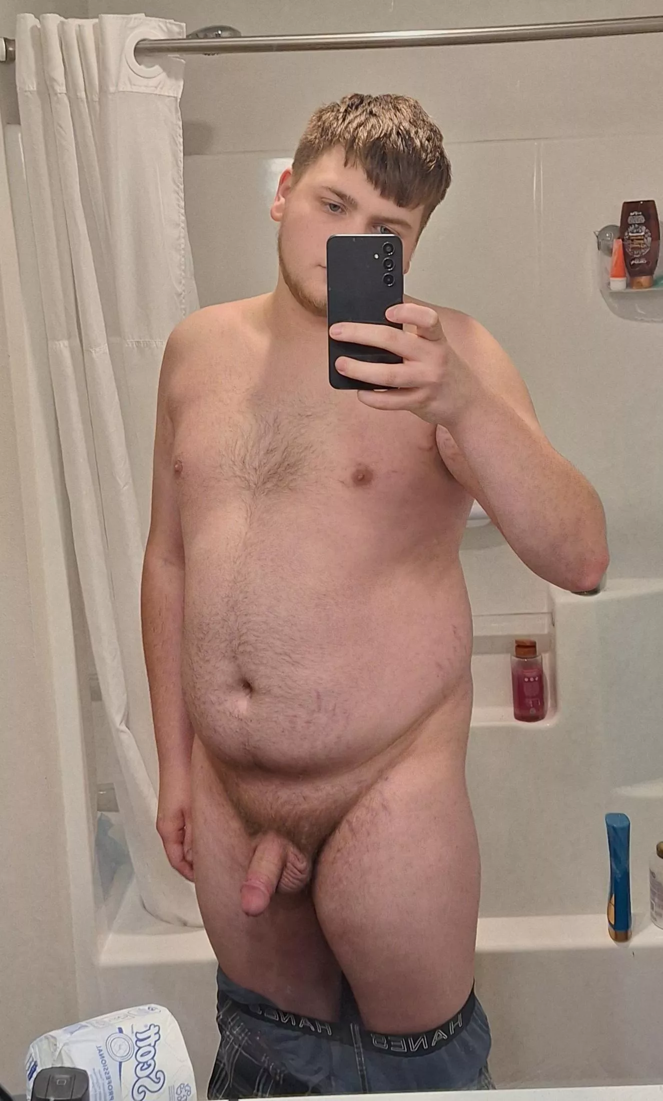 Hope you guys like my cute chubby body :)