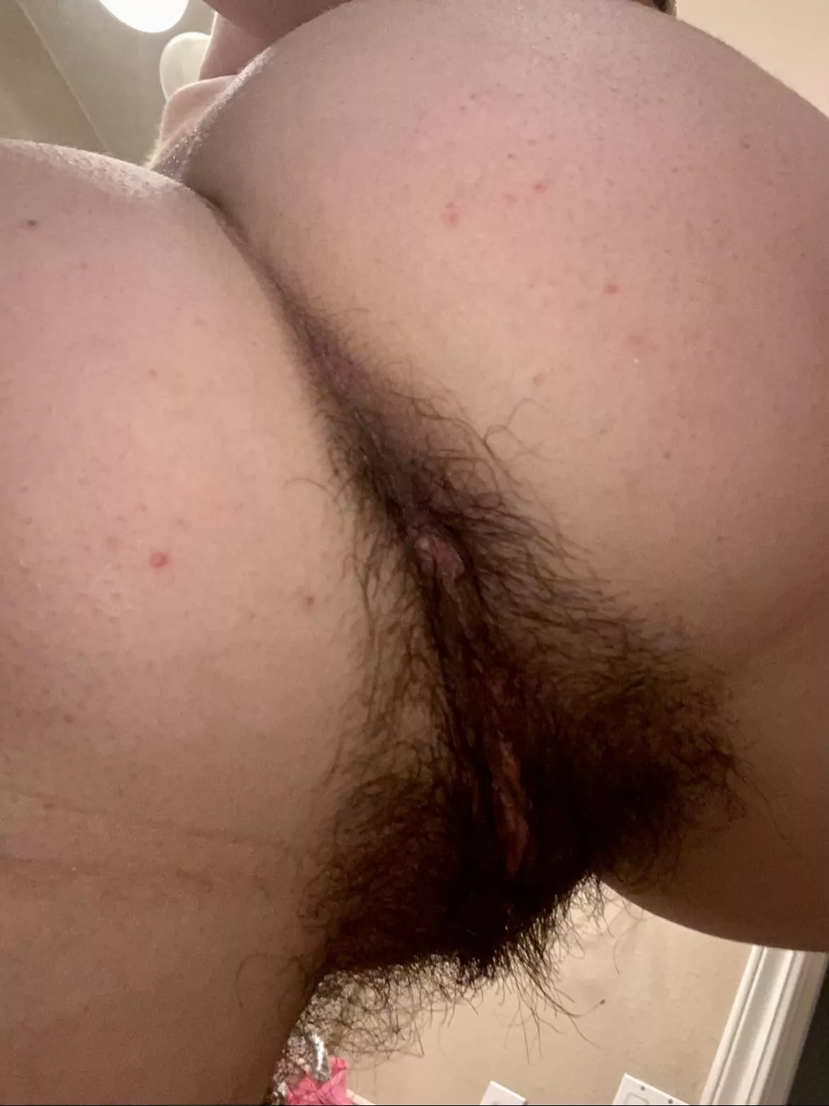 How's the view from the back?[h] 👀