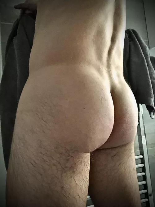 Hump day again 🍑