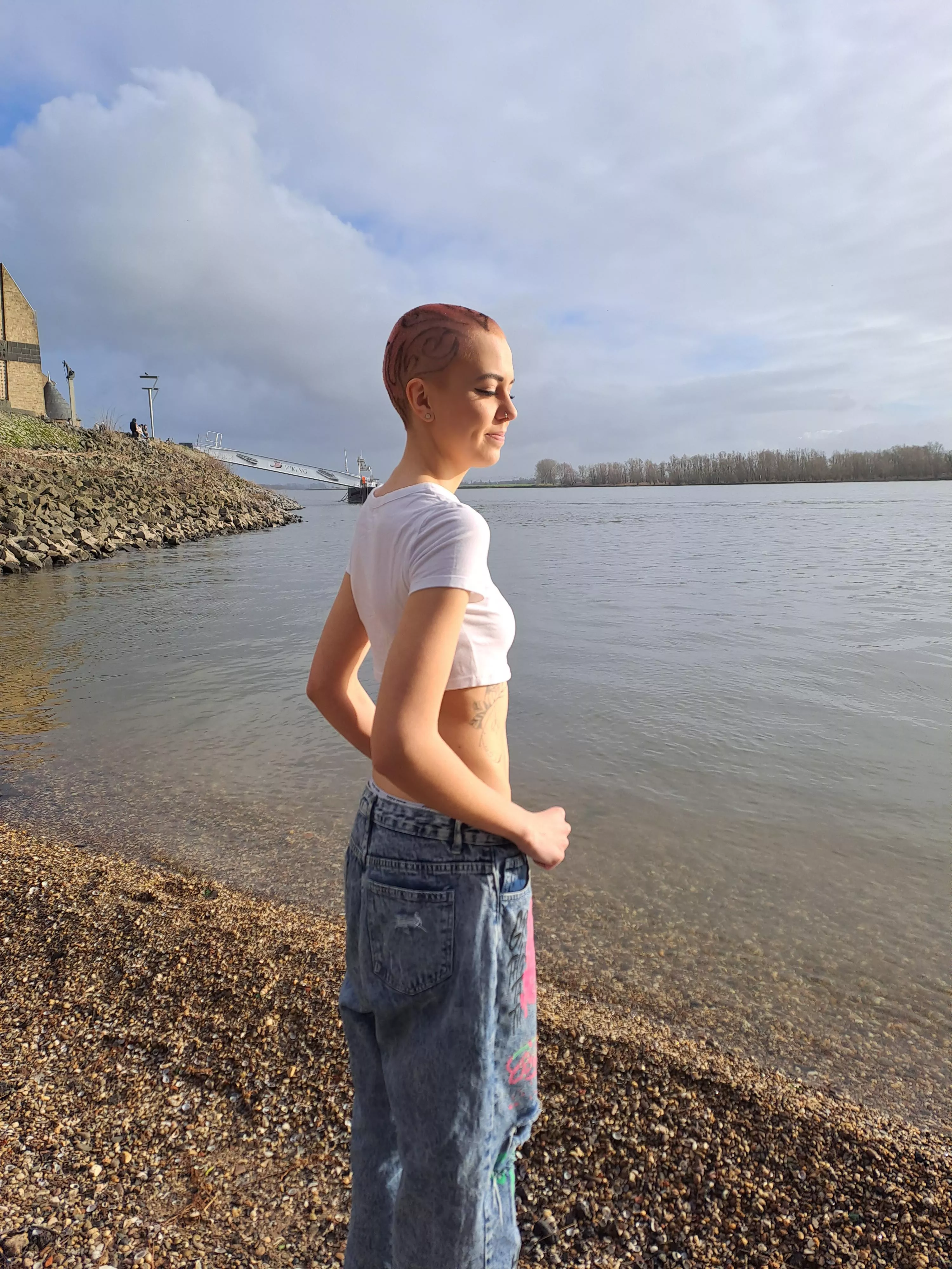 I am cold.. need some warm cum today