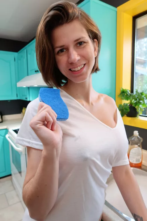 I do the dishes I do the cleaning