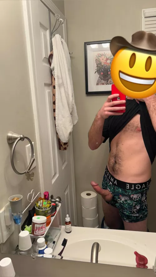 I don’t mind showing uncensored in dms