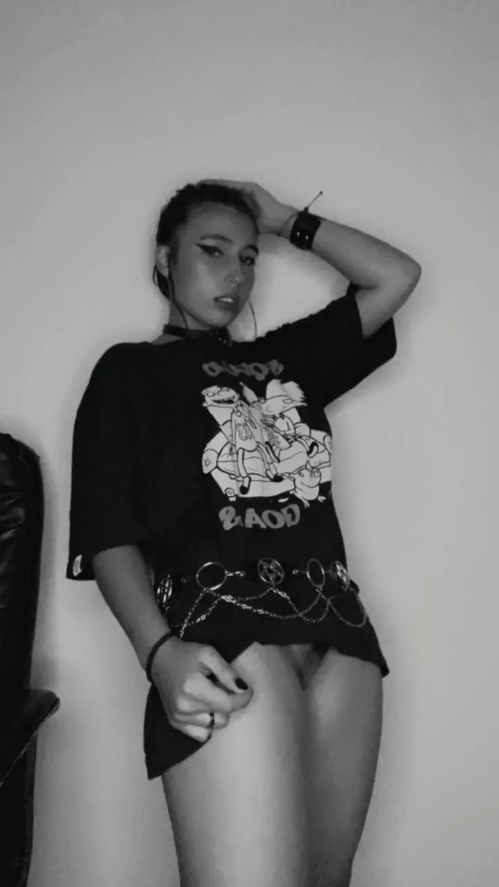 I hope my body makes your day a little bit better 😘