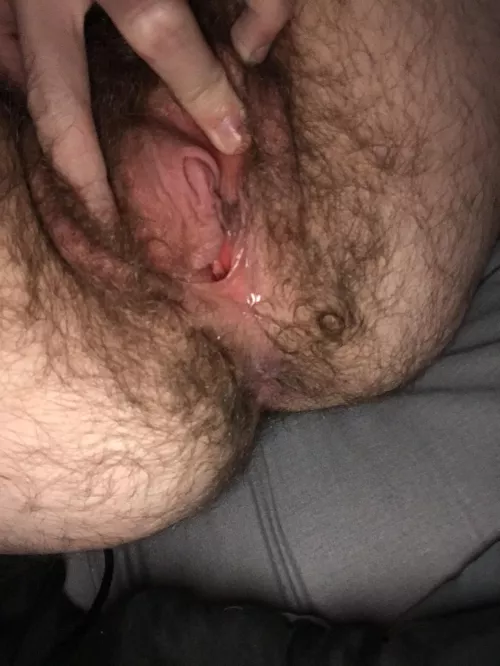 I love to expose myself online to strangers;)