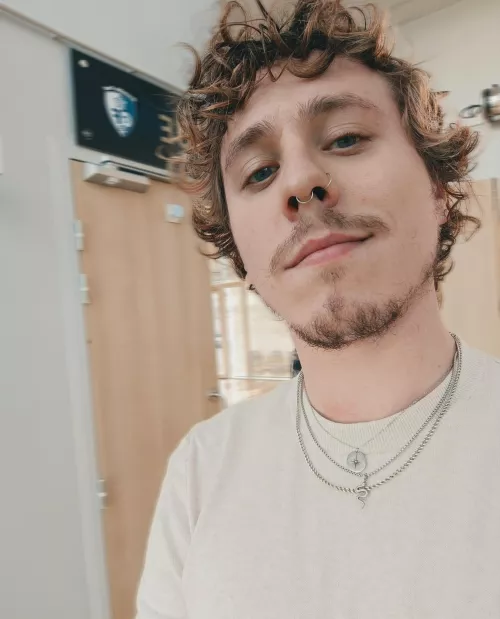 I was bored in a conference but surprinsingly felt cute !