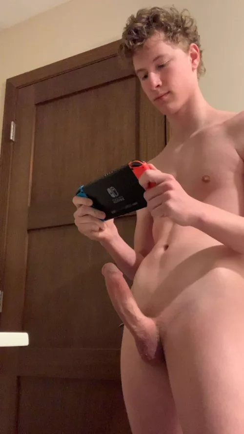 I’m your roomate now