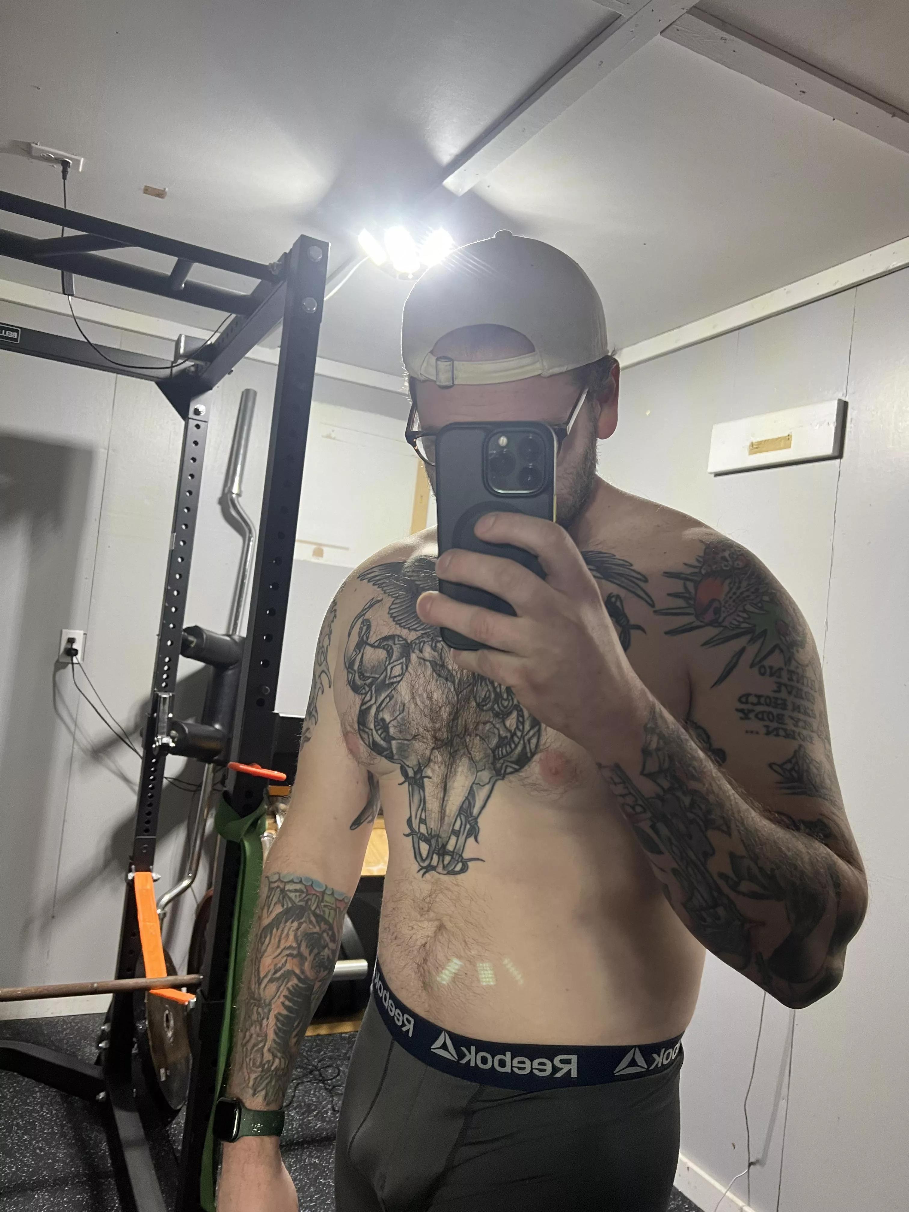 It’s cold out, but 🔥 in this gym