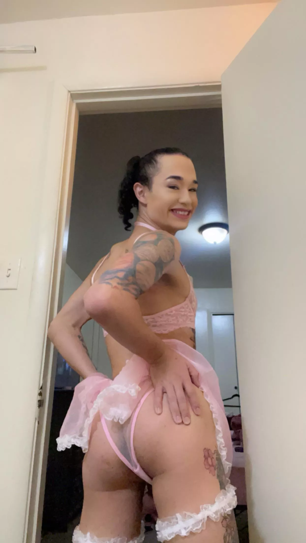 Just a petite lil asian ladyboy🥰💖