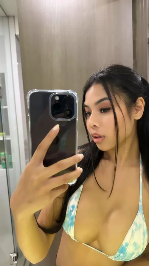 Looking hot on this picture