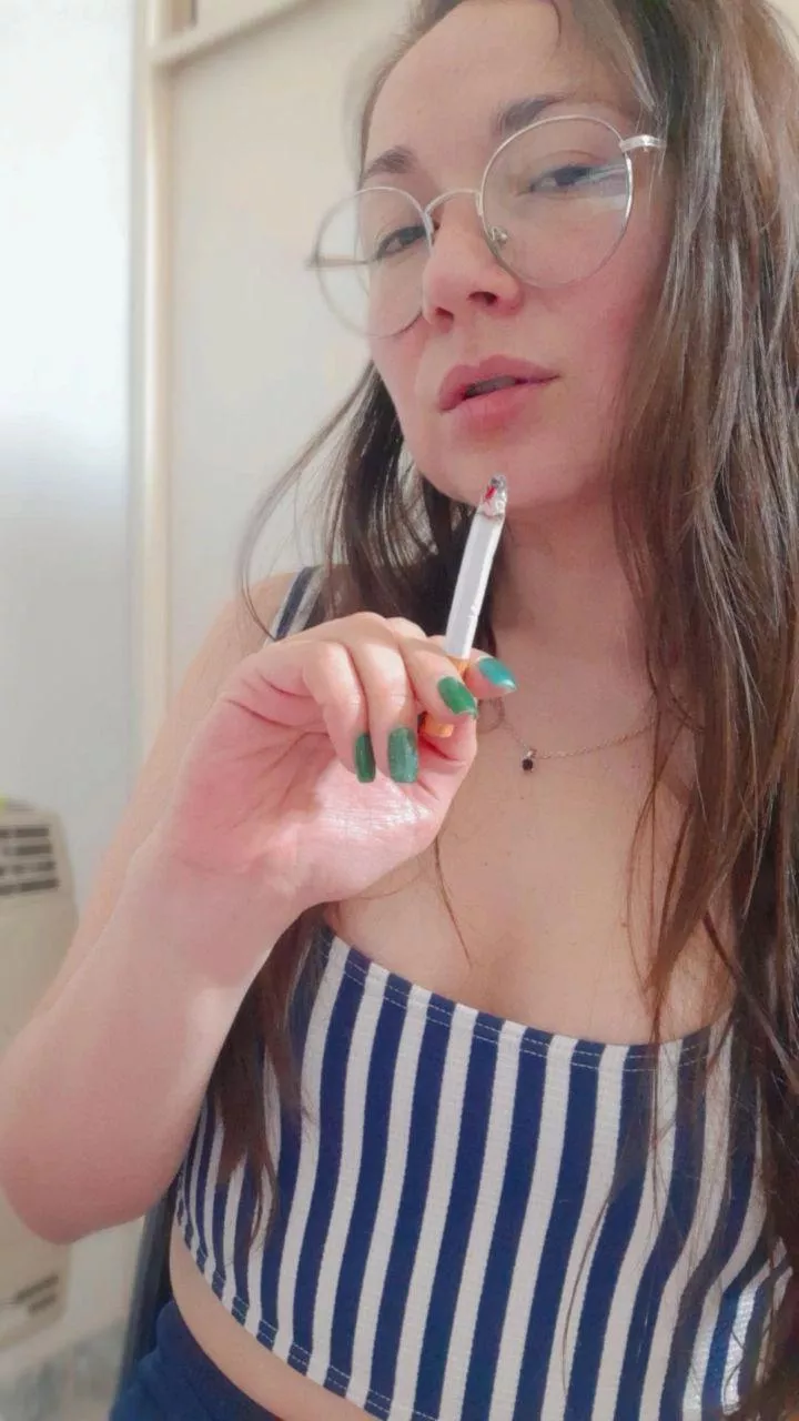 my eyes came out very slanted with smoke haha