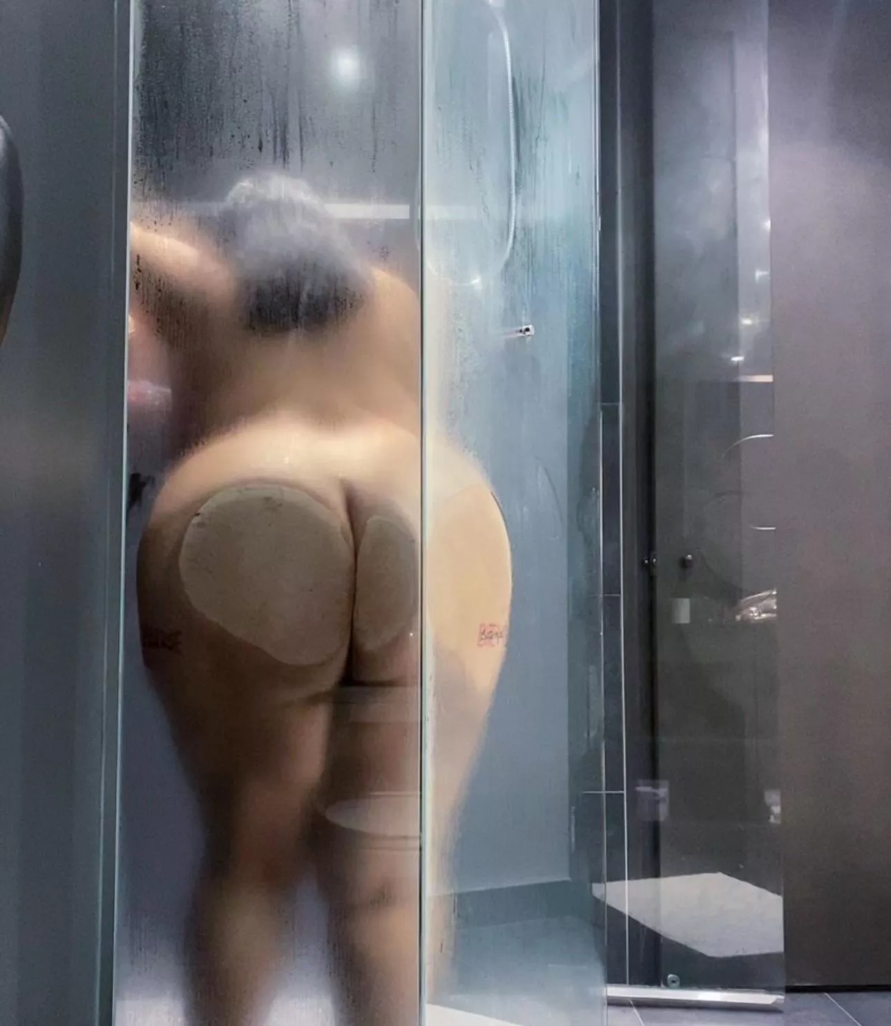 my plan for tonight is to 🍃 watch porn and masturbate😋